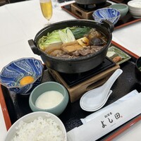 松阪牛 よし田 - 黒毛和牛のすき焼き御膳