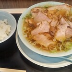 新橋ニューともちんラーメン - チャーシュー麺＆無料めし(小)