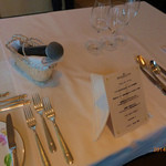 モナリザ - マイクスタンドはないため、ワインのホルダーを代用