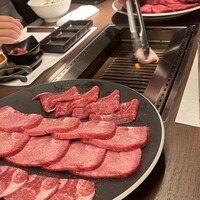 東京食肉市場直送 肉焼屋 D-29 広尾店 - 