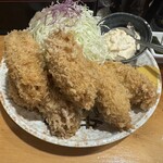 とんかつ かつ壱 - タルタルとソース、辛子が最高に美味しい！