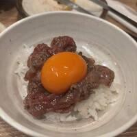 炭火焼肉ホルモン うしごろ 中目黒店 - 