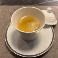 レンゲ - レンゲ金華ハムコンソメ 伊勢海老雲呑 