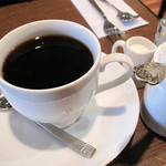 Kamifuusen - ドリンクは、コーヒー・紅茶・オレンジジュース・ウーロン茶から選べます。
                      