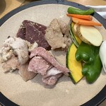 焼肉金金 - 大根おろしで食べる塩焼き盛り合わせ②