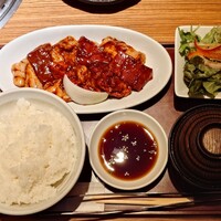 焼肉 しんうち 神楽坂 - 