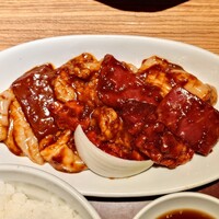 焼肉 しんうち 神楽坂 - 