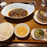 正宗広東私房菜サワダ 梅田エスト店 - 