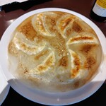 Hakata Manryo Bako - 一口焼餃子