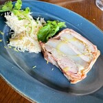 ビストロ ルパ - 鶏と里イモのテリーヌ