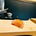 鮨と天ぷら にほんのうみ - サ〜モン