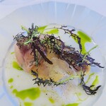 ラ・トゥーエル - 料理1：ブリと3種のかぶ