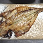 川の家 - 朝食（アジの干物）