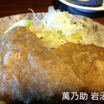 萬乃助 - 揚げそばがき。なかなか食べられるお店がなかったので嬉しい！