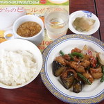 バーミヤン - 中華一品ランチ￥６９９（税抜）　スープバーは１種類　この日は玉子スープ☆♪