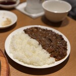 炭火焼肉ホルモン まるは - 