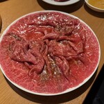 炭火焼肉ホルモン まるは - 