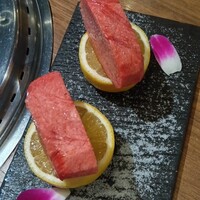 焼肉レストラン ロインズ 久茂地店 - 厚切り上タン