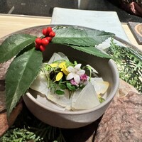 鮨m - 
