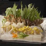h Shaoweiyambikenshokudou - 野菜と旬の野菜盛り
