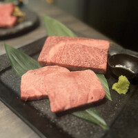 近江うし焼肉 にくTATSU 日本橋室町店 - 