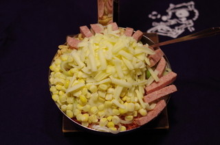 Tanukiya - お好み焼きポークコーンチーズ