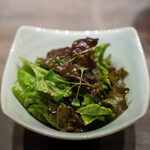 USHIGORO S. - サラダ