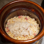 USHIGORO S. - トリュフと牛ヒレの土鍋ご飯