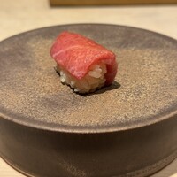 鮨白 - 中トロ
