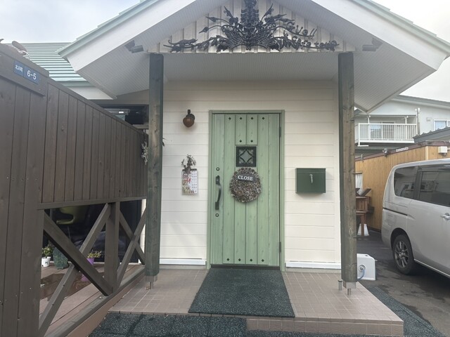 グェル カフェテリア（guell cafeteria） - 五稜郭（カフェ）