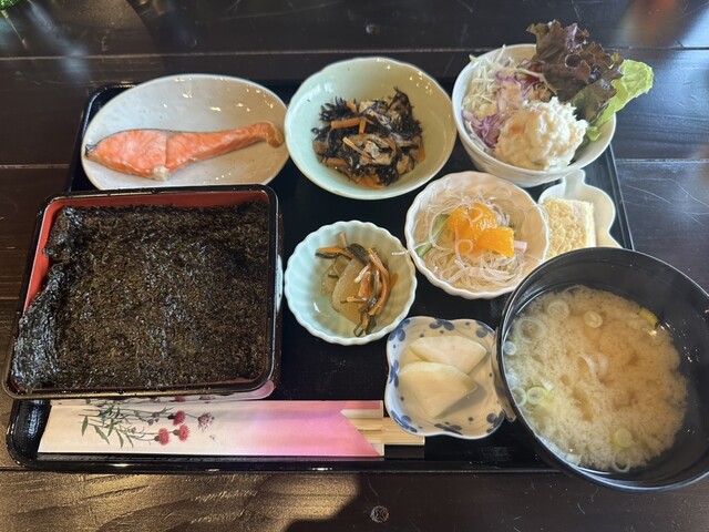 グェル カフェテリア（guell cafeteria） - 五稜郭（カフェ）の写真