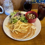 カフェ マチルダ - 特製ビーフシチューパンケーキ