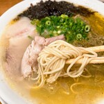 無冠  阿佐ヶ谷 - 牡蠣塩ラーメン