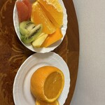 銀座千疋屋 - カットフルーツと、オレンジゼリー