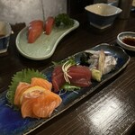 ろじもの イ座 - 