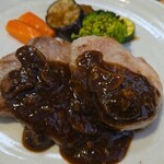 キッチン ブルー グローブ - 正面から、ねっとり味噌とマッシュルームのソース