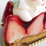 ラ・コート・ダジュール - ダマンド香るタルト生地♪