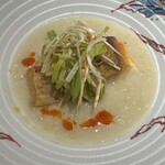 眞善美 - 山口　真魚鰹　うるい　辛味と酸味ソース