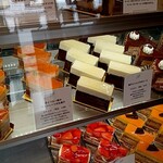 パティスリー イル・プルー・シュル・ラ・セーヌ - 