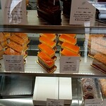 パティスリー イル・プルー・シュル・ラ・セーヌ - 