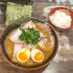 神田ラーメン わいず - 