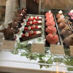 カズノリ イケダ アンディヴィデュエル 南町通店 - 