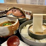 五代目 花山うどん - 鬼ひもかわリフト✨