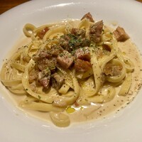 パージナ イタリアン ファイアワークス プラス カフェ ～薪焼きイタリアンとワイン～ - ベーコンとポルチーニクリームフィットチーネ
