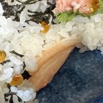 お食事処 だんらん日和 - ランチ(\1,980)　年の瀬鉄火丼　酢飯の下に蟹身