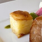 プロヴァンスの日曜日 - ランチ・プチコース(\3,500)　ミルフィーユポテト