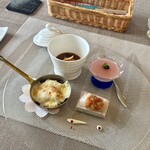 プロヴァンスの日曜日 - ランチ・プチコース(\3,500)　オードブル