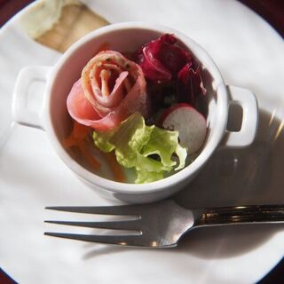 シェ・ヤマライ_0