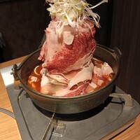焼肉 にくなべ屋 神戸びいどろ 北野坂店 - 