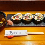 割烹 誉寿し - 料理写真:本来は 6切れですが、 2切れ分を持ち帰りにしてもらいました。